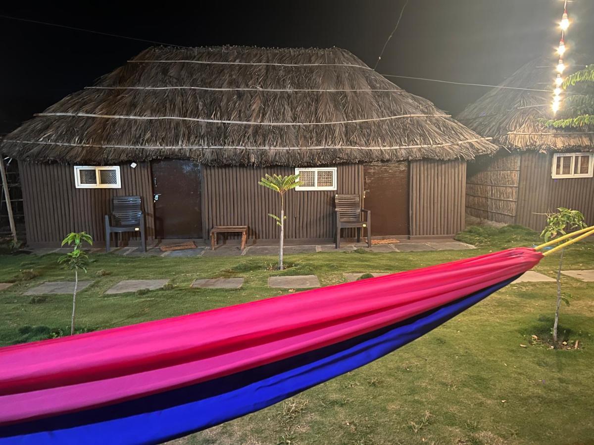 Hotel Hippie Land Hampi Esterno foto