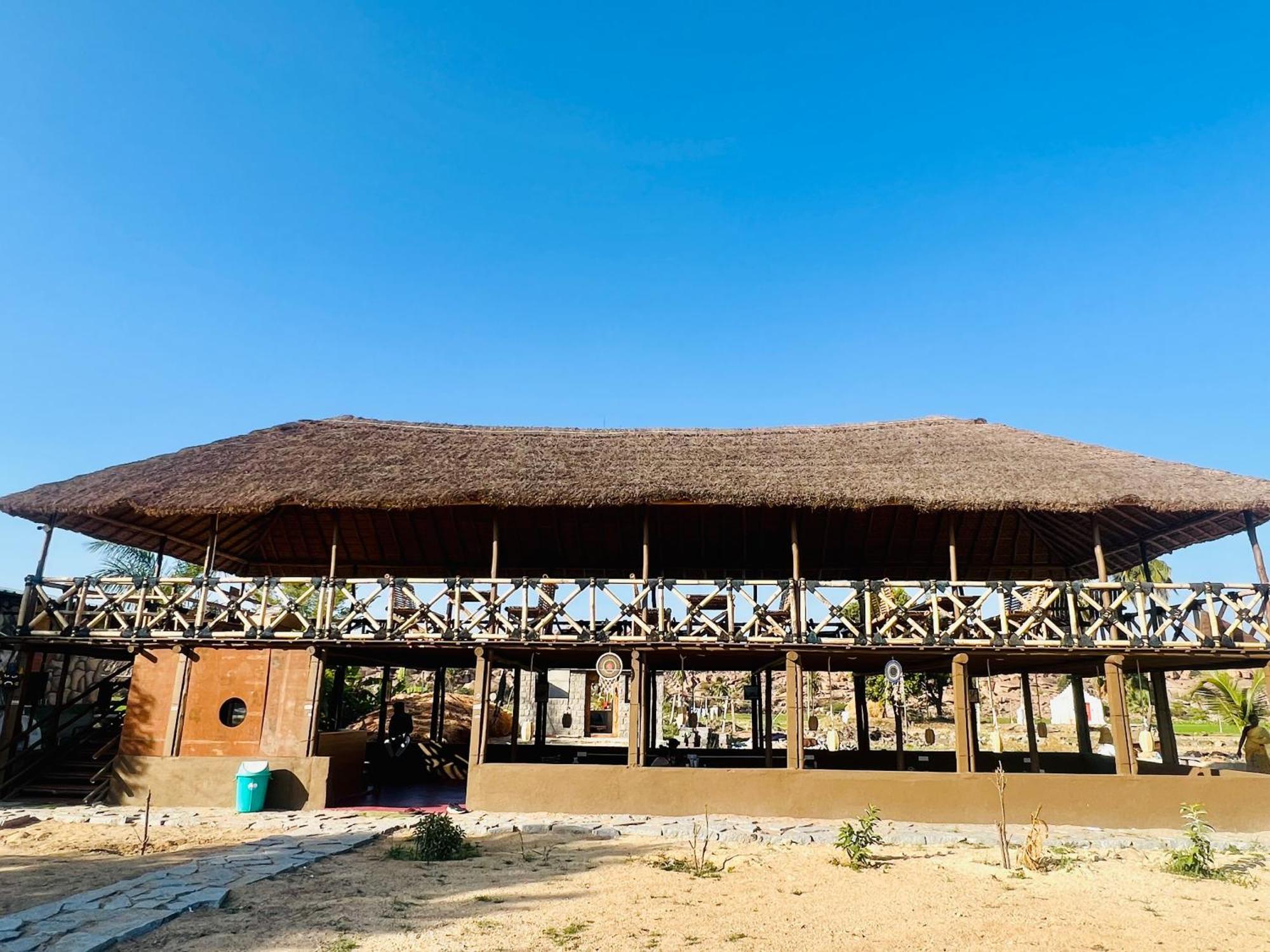 Hotel Hippie Land Hampi Esterno foto